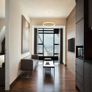 Element Kuala Lumpur Hotel 4*,